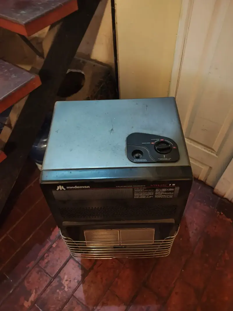 Estufa a gas Mademsa Vitale 15 calefacción radiante - 2