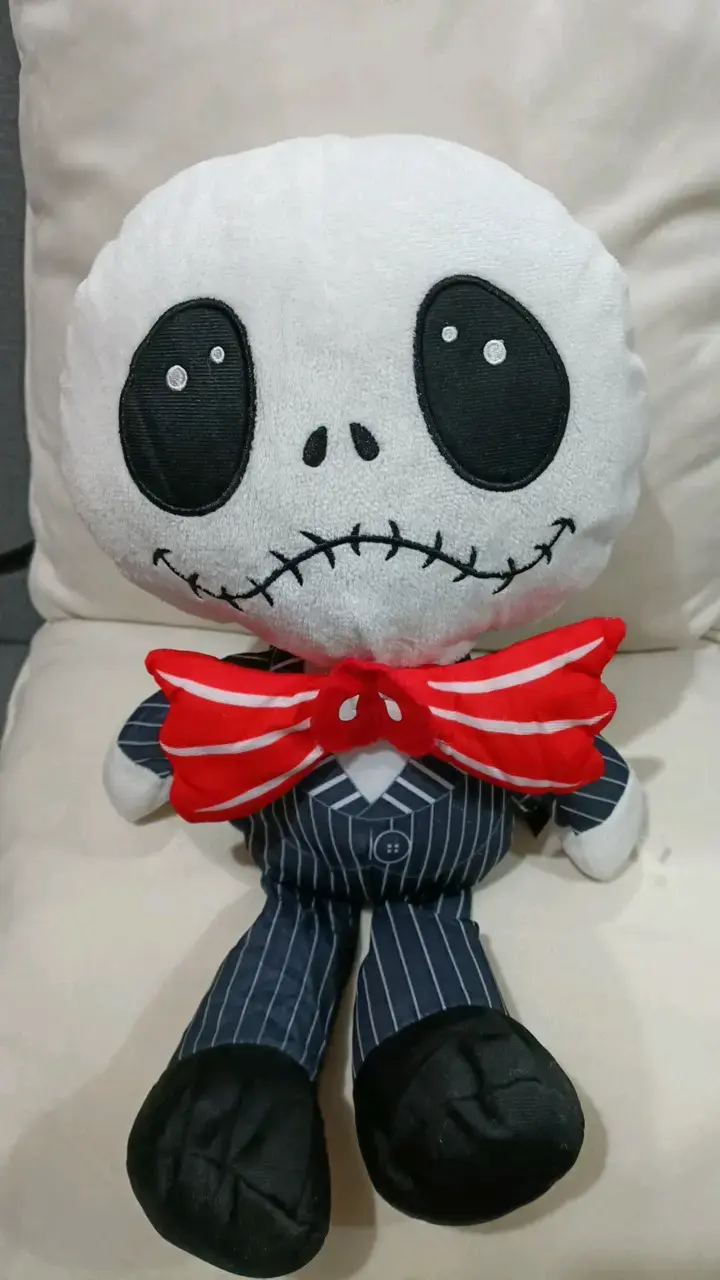 Peluche Jack Skellington con Traje a Rayas - 4