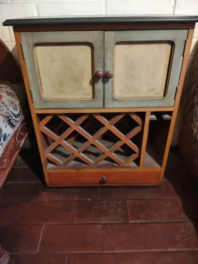 Mueble bar / botellero de madera vintage - miniatura 1