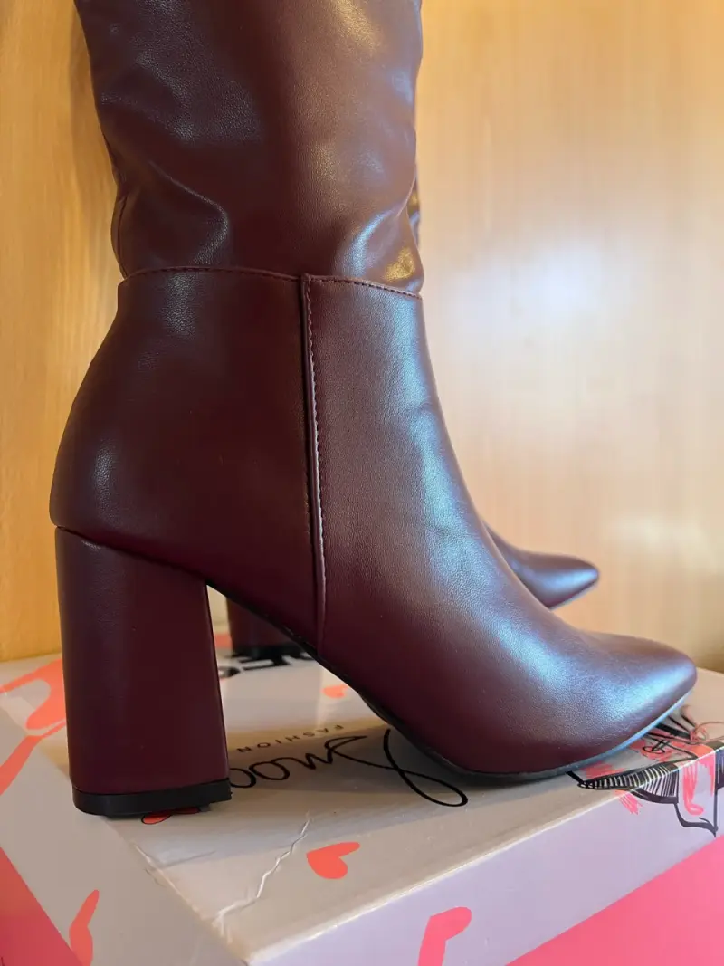 Botas de cuero burdeos con tacón alto - 3