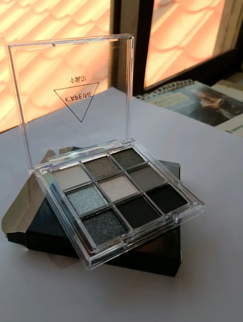Paleta de Sombras Neutras Kapeine - 5