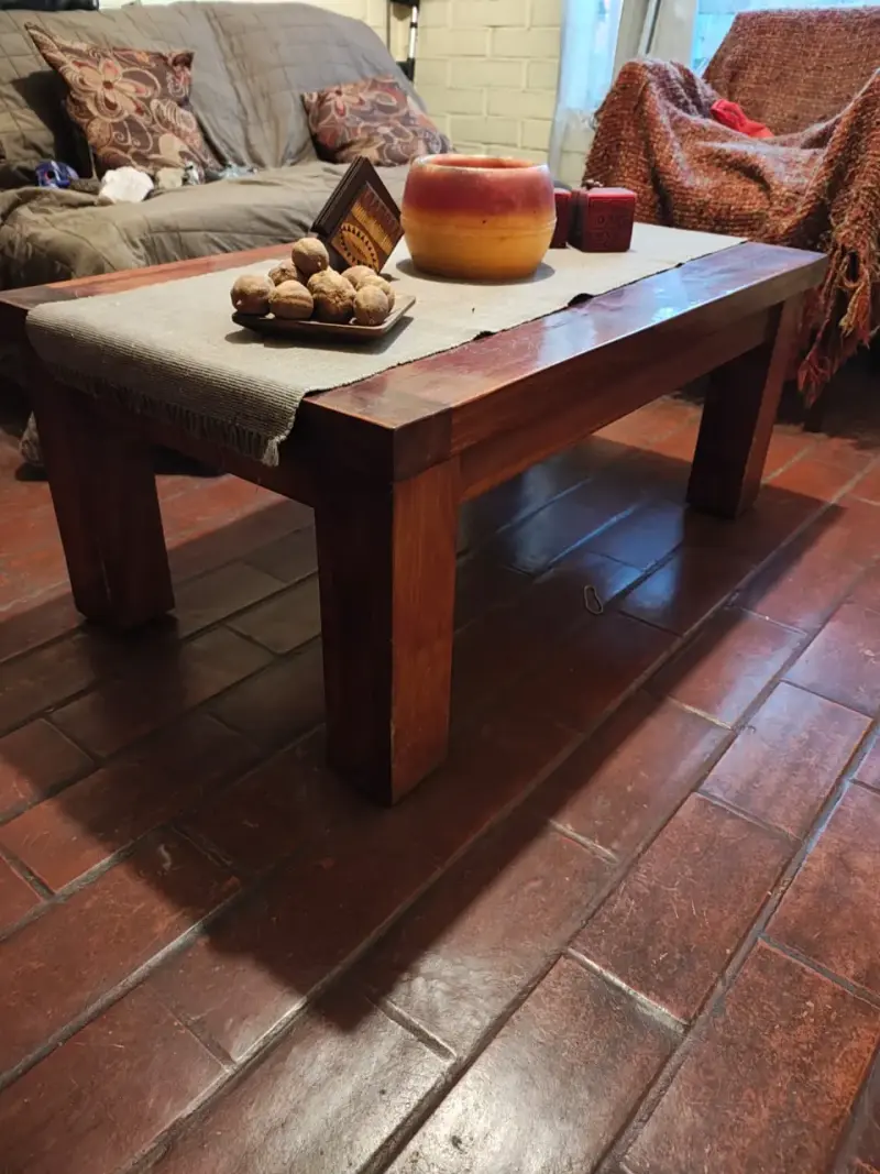Mesa de centro de madera rústica - 2