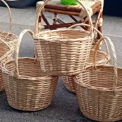 Canastos de mimbre para almacenamiento y decoración - miniatura 2