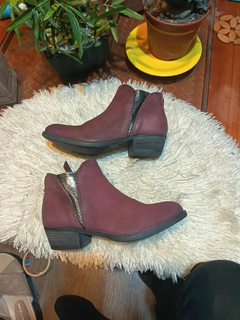 Botines de mujer burdeos con cierre lateral - 3