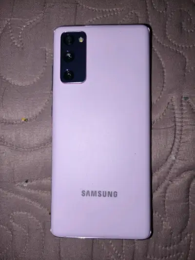 Smartphone Samsung Galaxy S20 FE en buen estado - miniatura 2