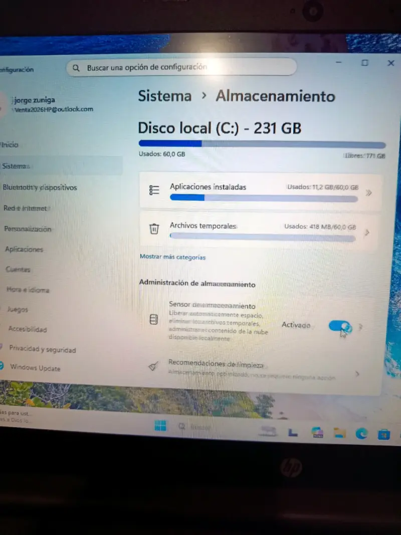 Notebook HP con pantalla de 15 pulgadas - 5