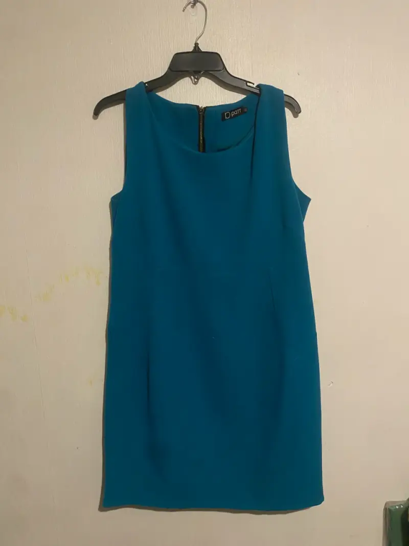Vestido azul sin mangas talla M