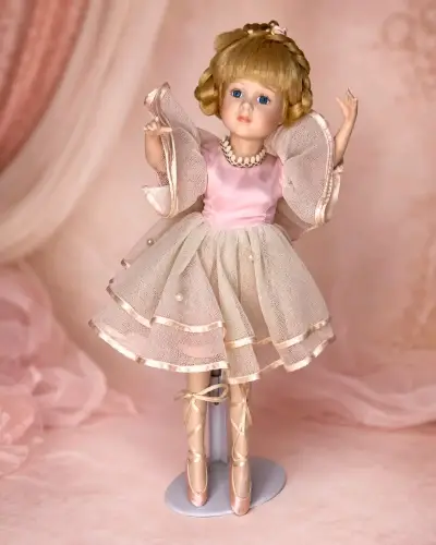 Muñeca de porcelana bailarina ballet colección - miniatura 1
