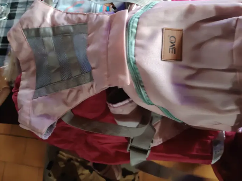 Mochila portabebés rosa con malla transpirable - 2