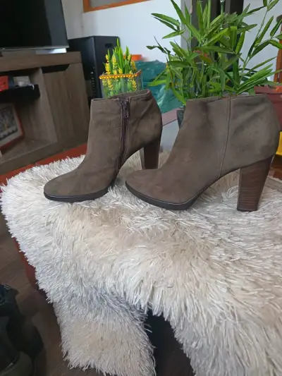 Botines de tacón alto marrones para mujer - miniatura 2