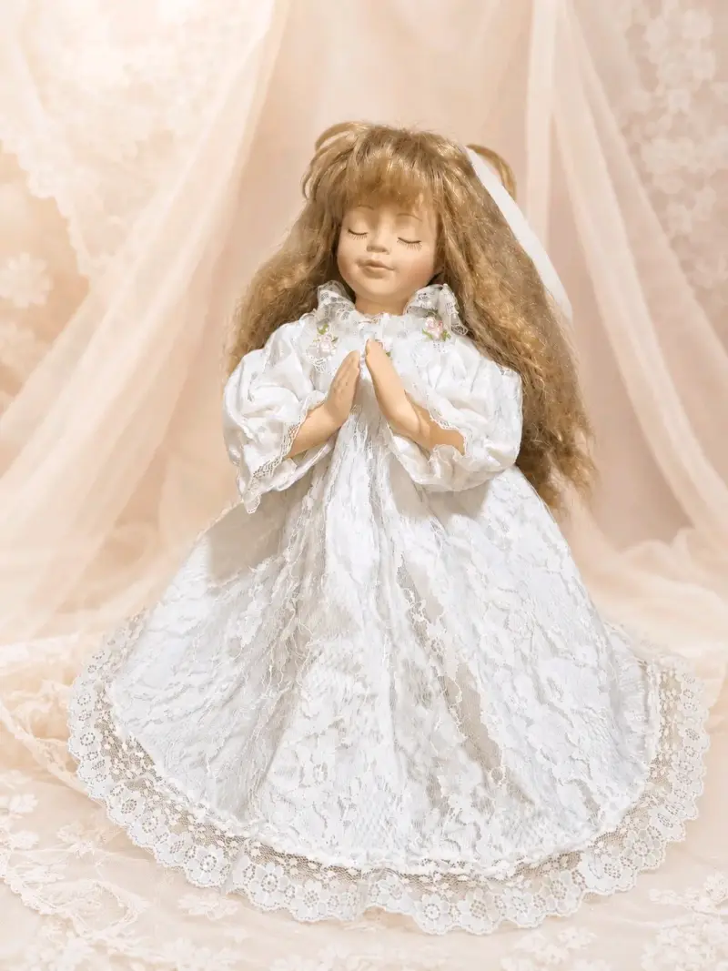Muñeca de Porcelana en Vestido Blanco colección - 5