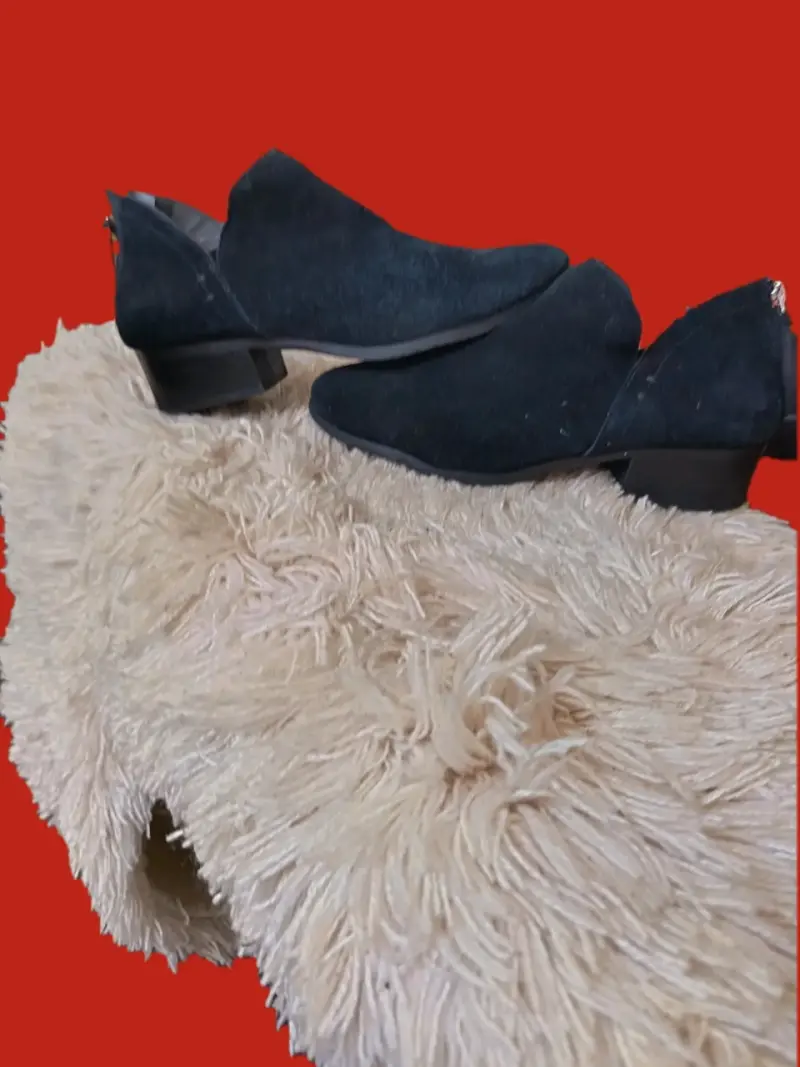 Botines de gamuza negros con tacón bajo - 5