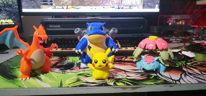 Figuras de acción Pokémon Charizard, Pikachu y más - 3