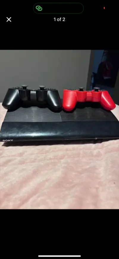 Consola PlayStation 3 con dos controles - miniatura 2