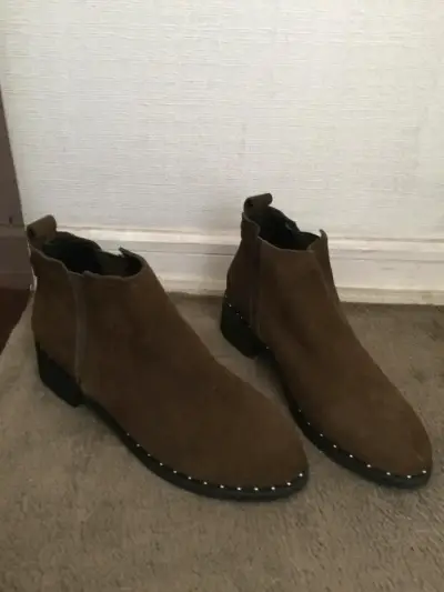 Botines de gamuza con tachas 35 - miniatura 1