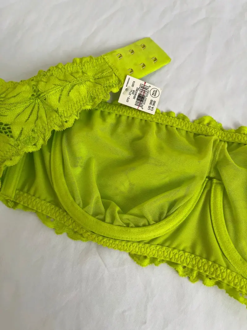Bralette de encaje verde neón para mujer - 3