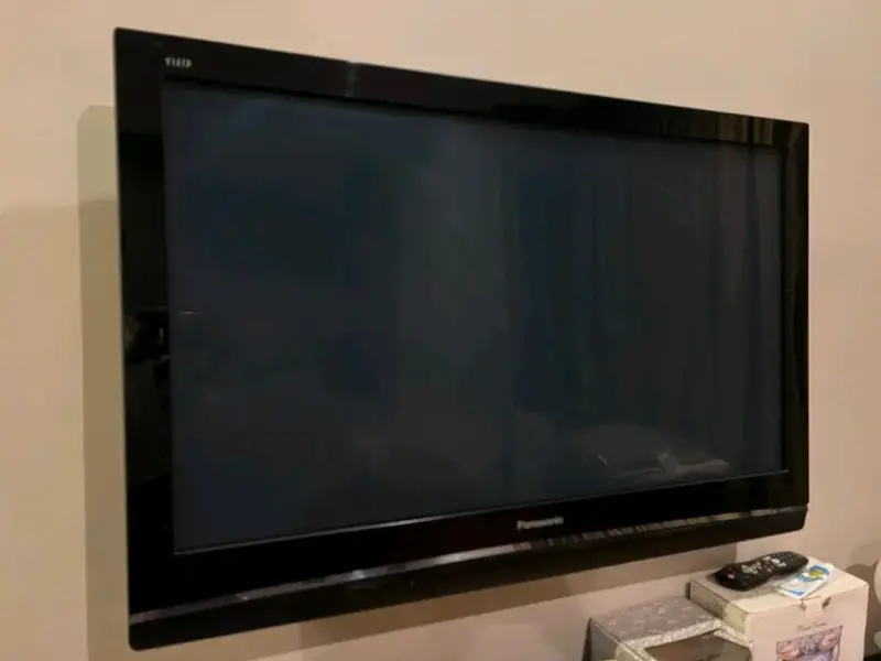 Televisor Panasonic Viera de 42 pulgadas - 3