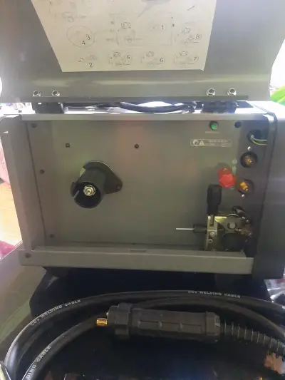 Soldadora Inverter Super-200S con Cables - miniatura 2