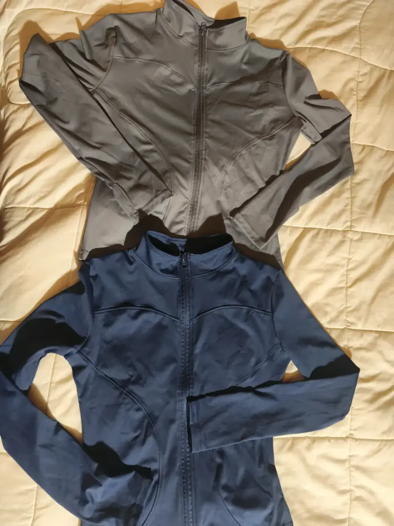 Chaquetas deportivas para mujer en varios colores - 2