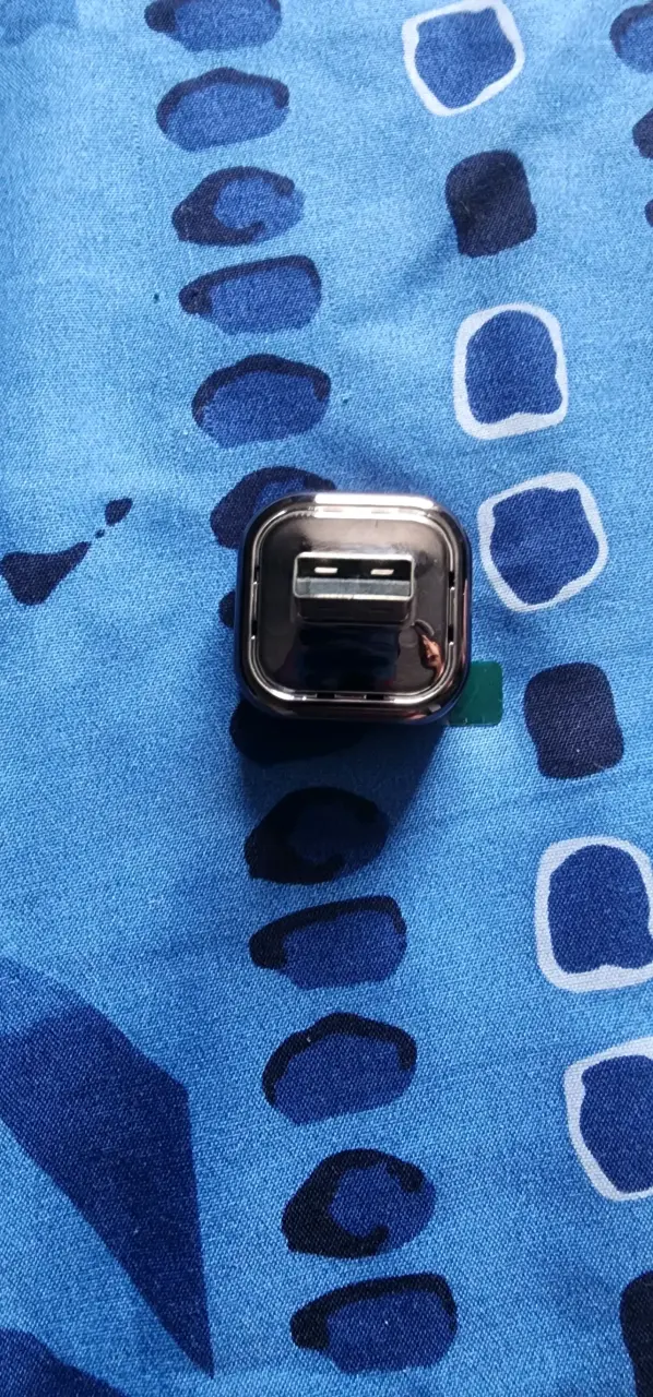 Adaptador Inalámbrico para CarPlay y Android Auto - 5