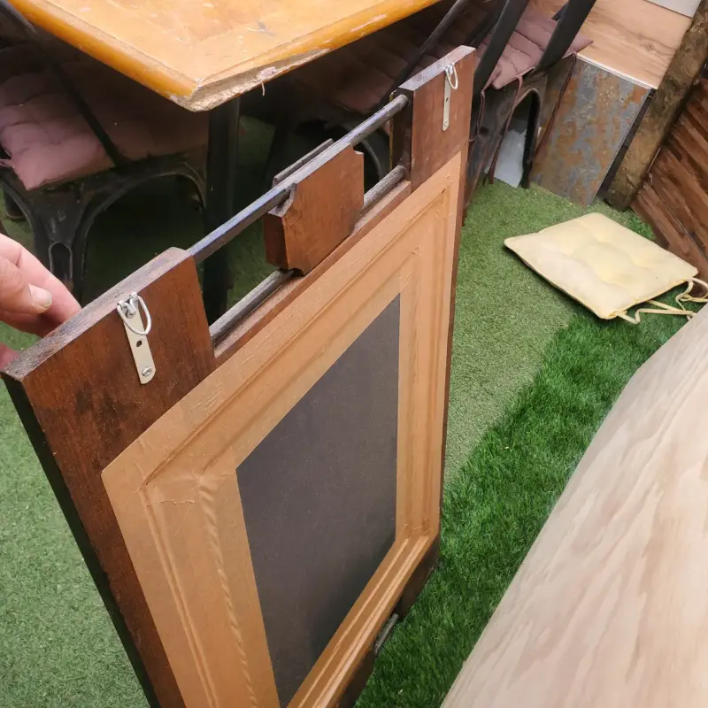 Espejo decorativo de madera con marco tallado - 4