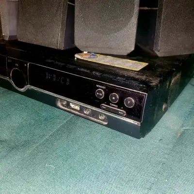 Sistema de sonido LG con parlantes - miniatura 3