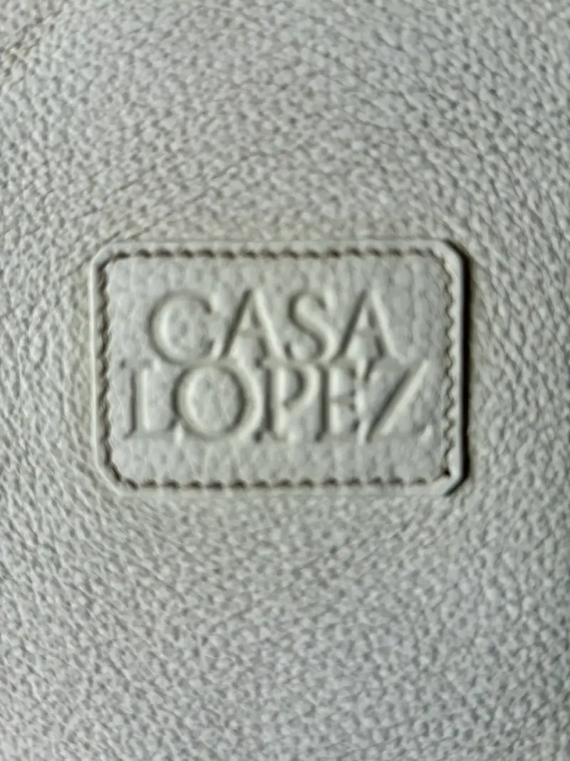 Cartera de cuero Casa Lopez. Interior de badana. - 3