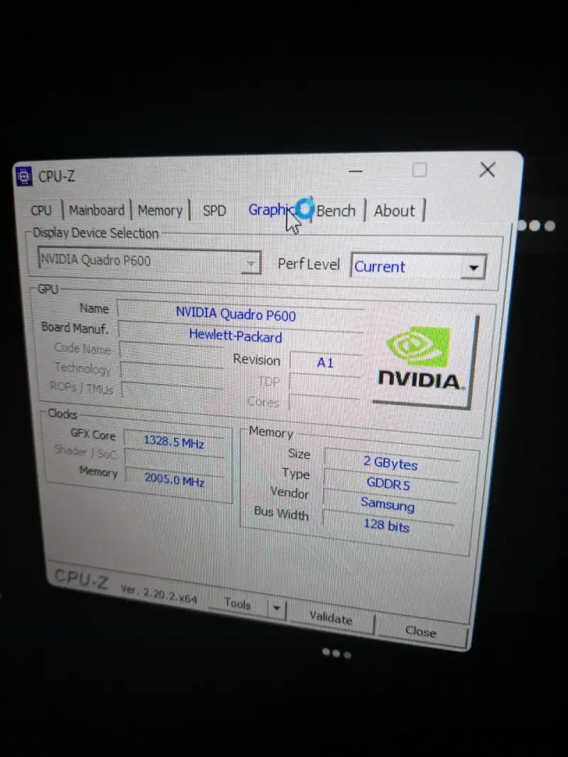 PC de Escritorio/SemiGamer Lenovo - 4