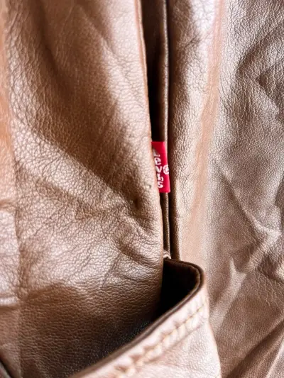 Chaqueta  Levi's estilo biker - miniatura 3