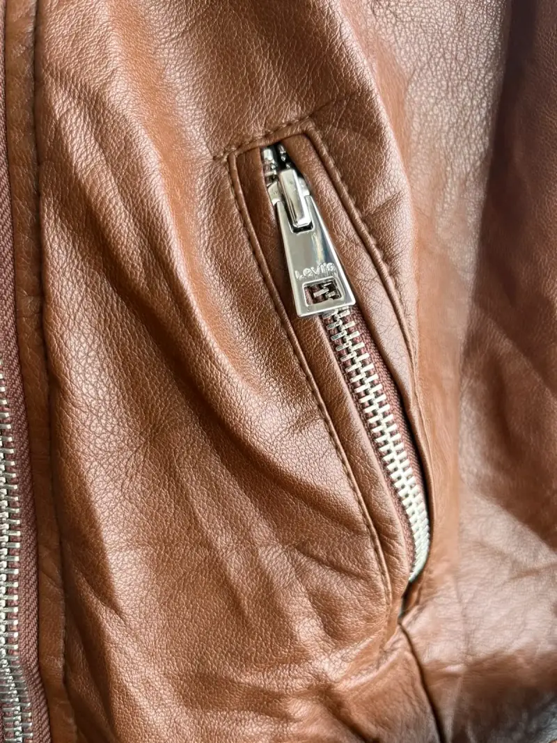 Chaqueta  Levi's estilo biker - 5