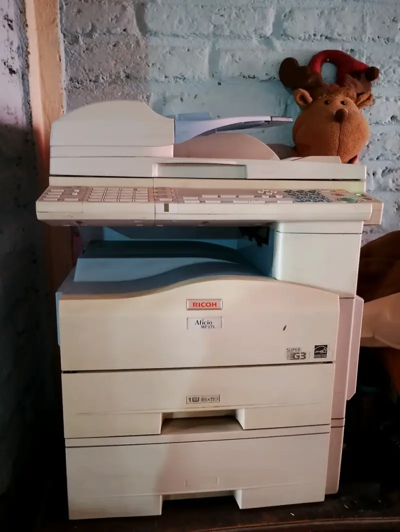 Impresora multifuncional Ricoh Aficio MP 171L usada - 3