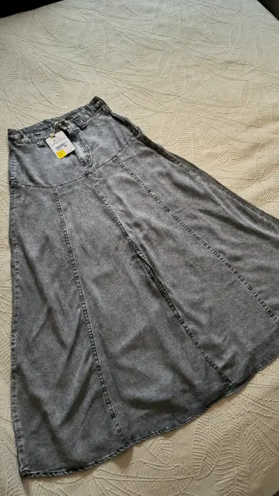 Falda larga  Umbrale gris de mezclilla talla Xs - miniatura 3