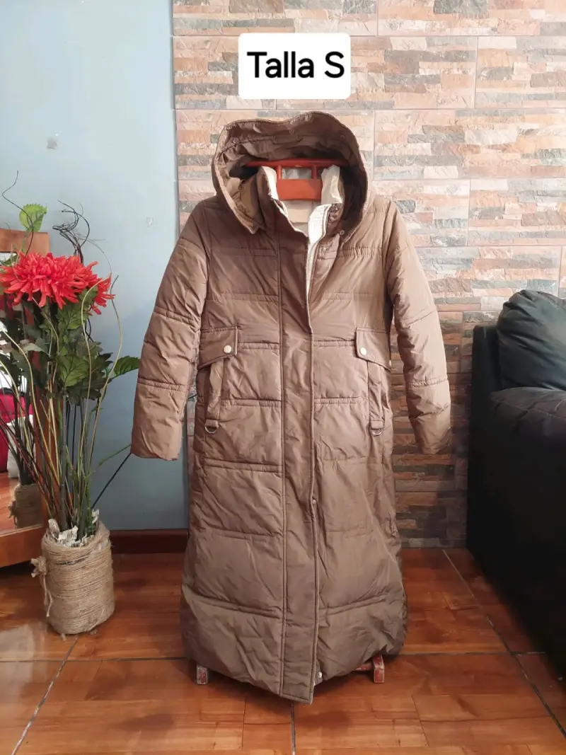 Chaqueta de invierno con capucha y botones - 5