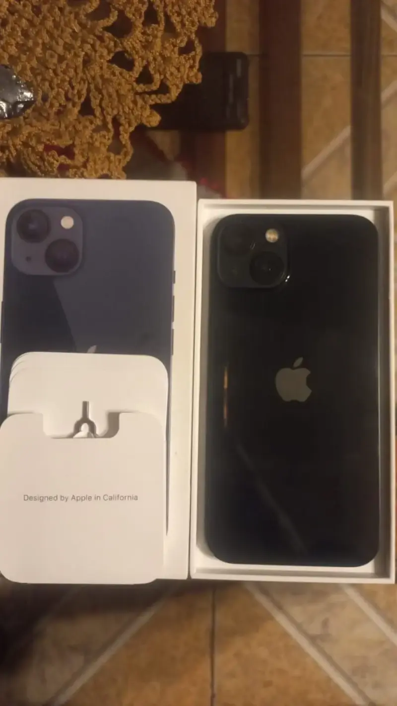 iPhone 13 77% 128gbcon caja original - 3