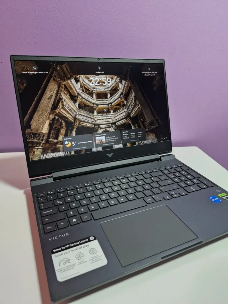 HP Victus 15 Gaming i5 / RTX 2050 / 16GB / SSD 512 - 1