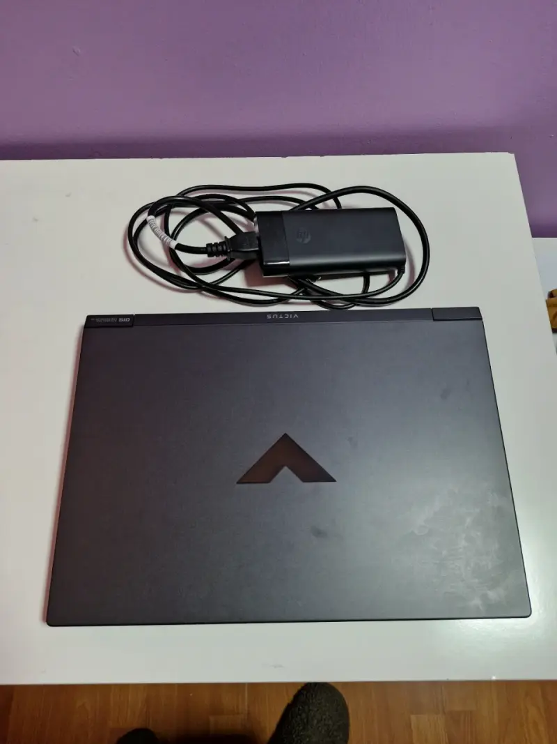 HP Victus 15 Gaming i5 / RTX 2050 / 16GB / SSD 512 - 2
