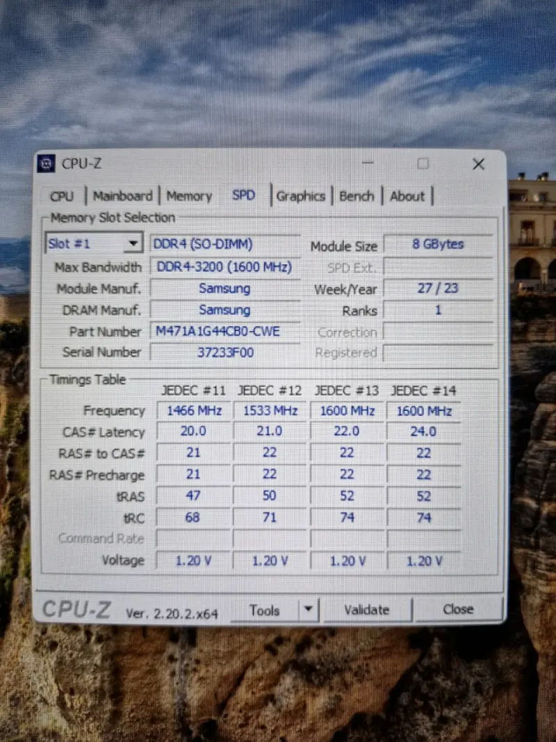 HP Victus 15 Gaming i5 / RTX 2050 / 16GB / SSD 512 - 4