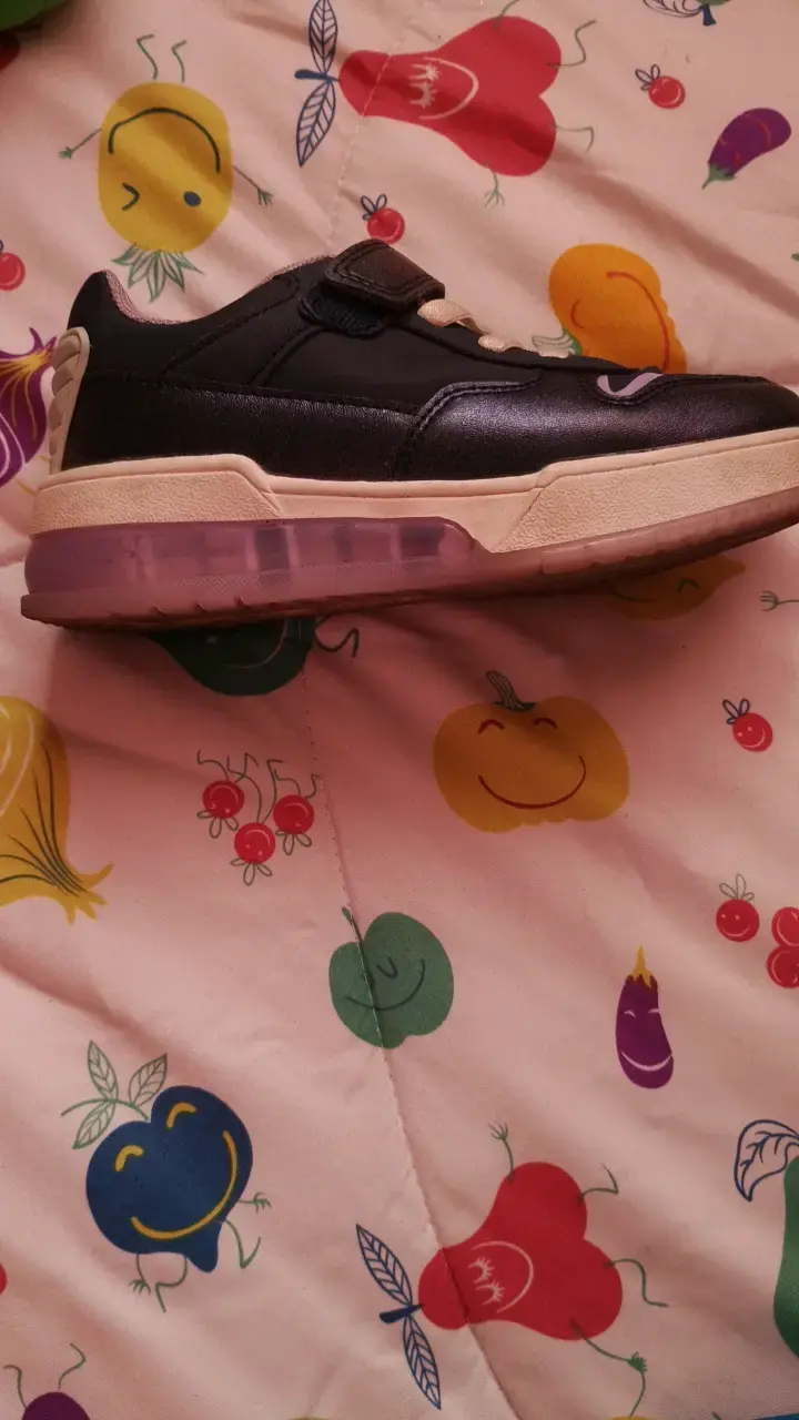 Zapatillas deportivas negras para niñas - 2