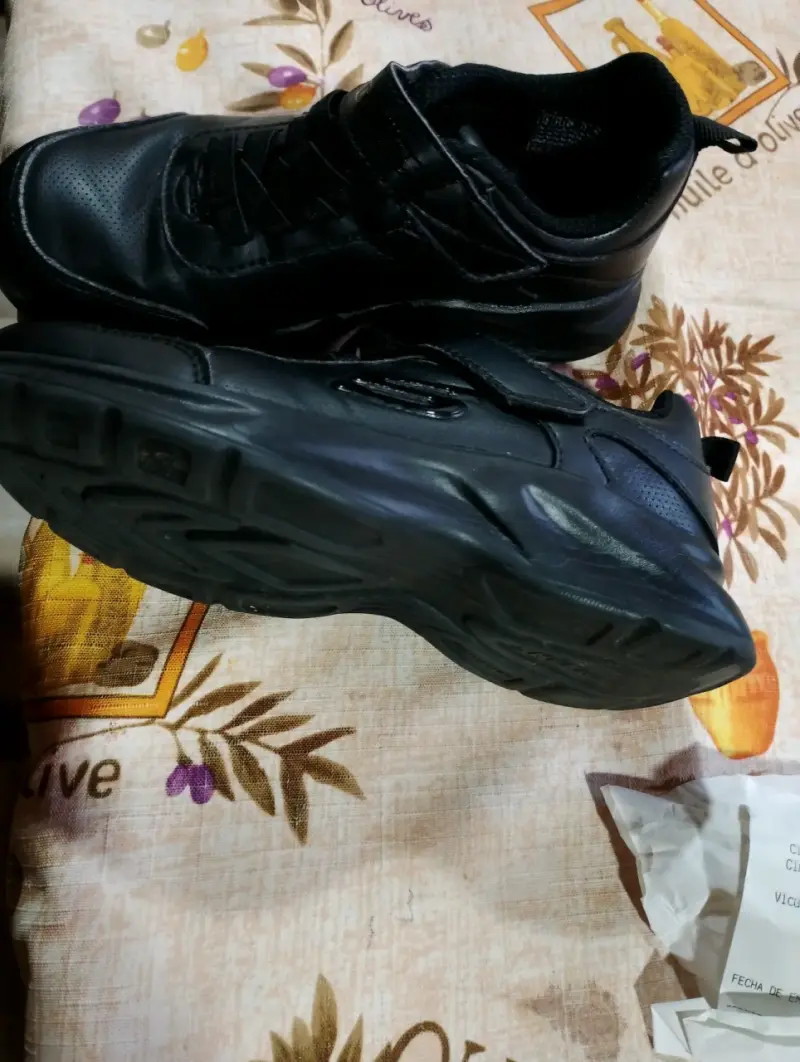 Zapatillas negras para niña Skechers con velcro - 3