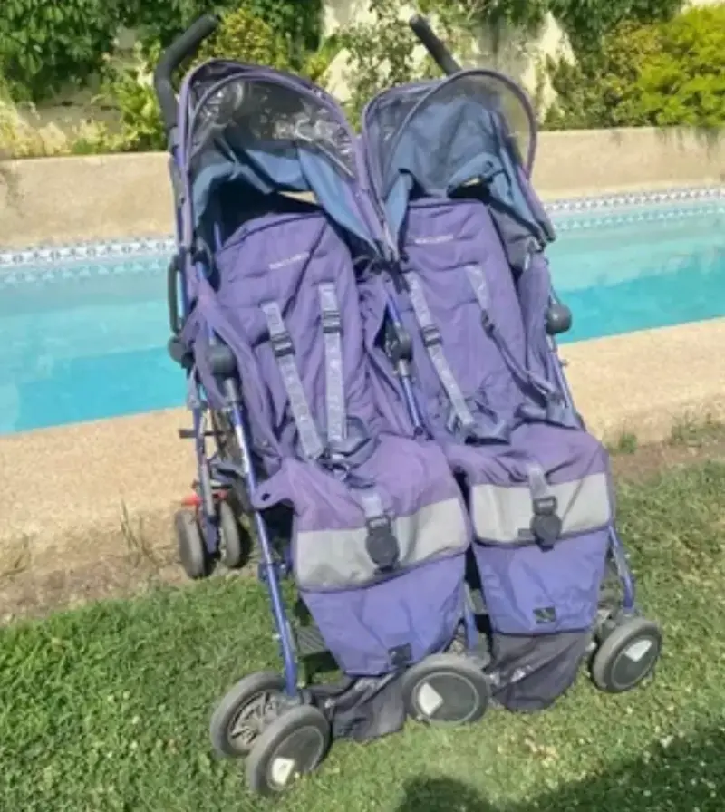 Coche Doble Maclaren para Bebés en Buen Estado - 4