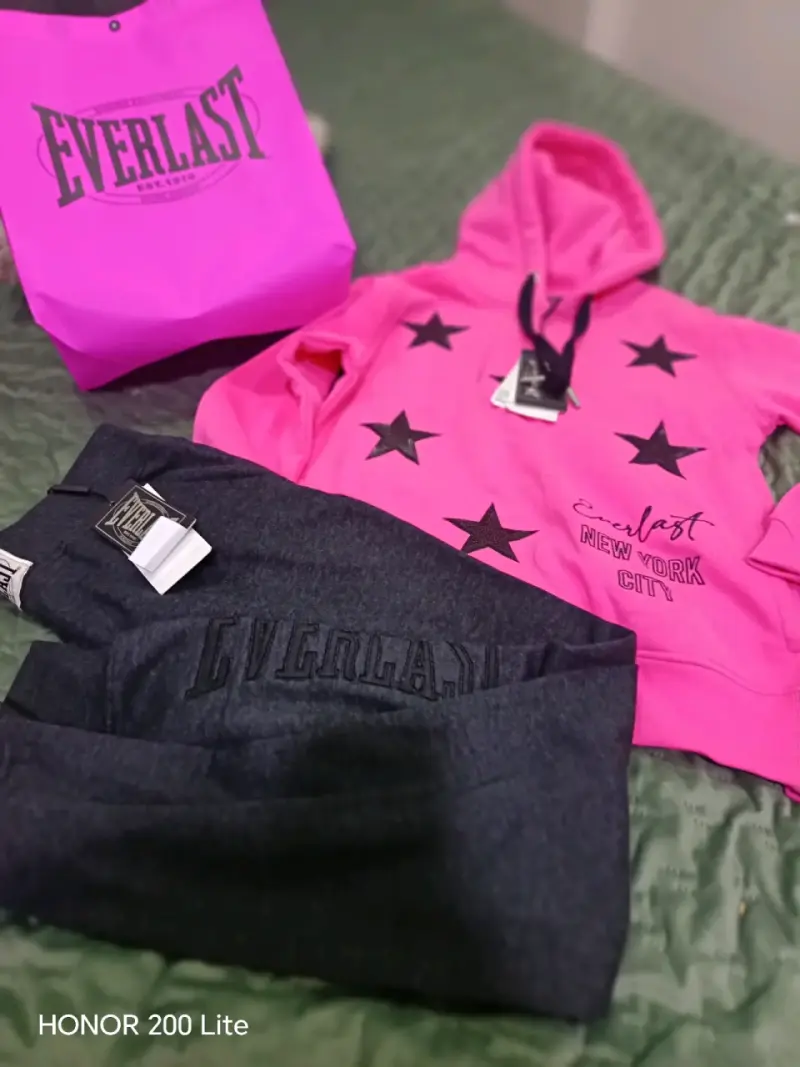 Conjunto deportivo Everlast mujer rosa y gris