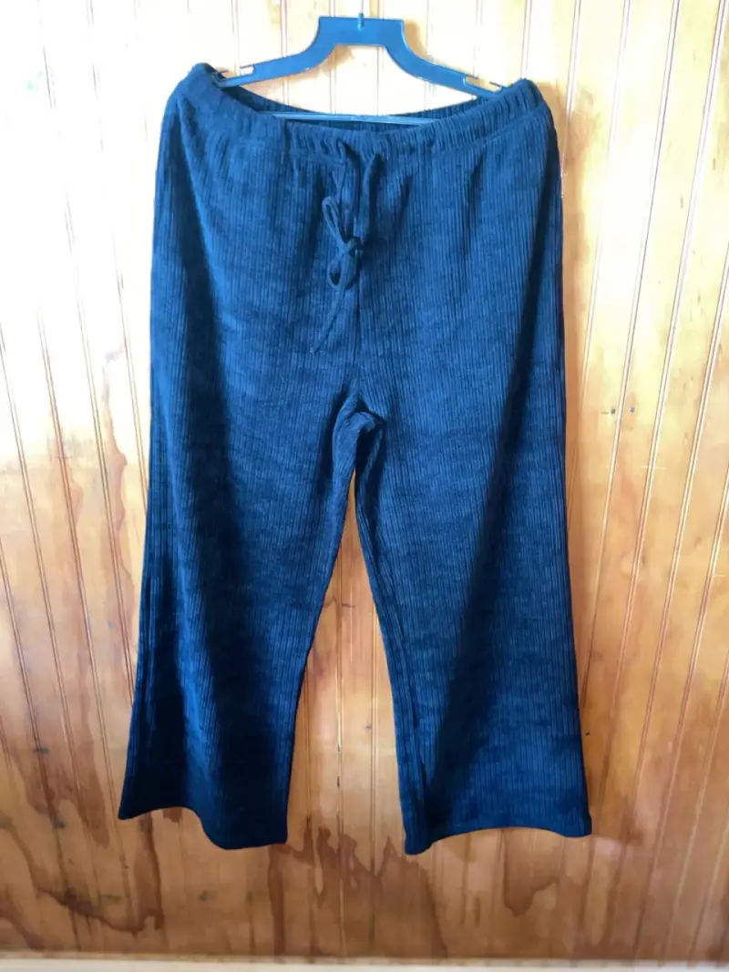 Pantalon Mujer Tipo Palazo Tengo En Talla L Y XL - 1