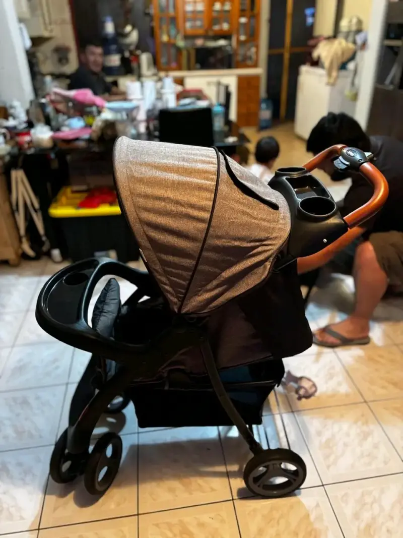 Coche de bebé Infanti plegable con manillar ajustable - 4