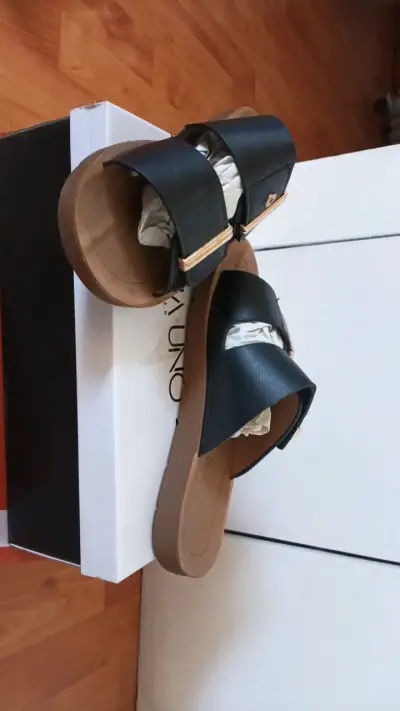 Sandalias planas marca VIA UNO - miniatura 1