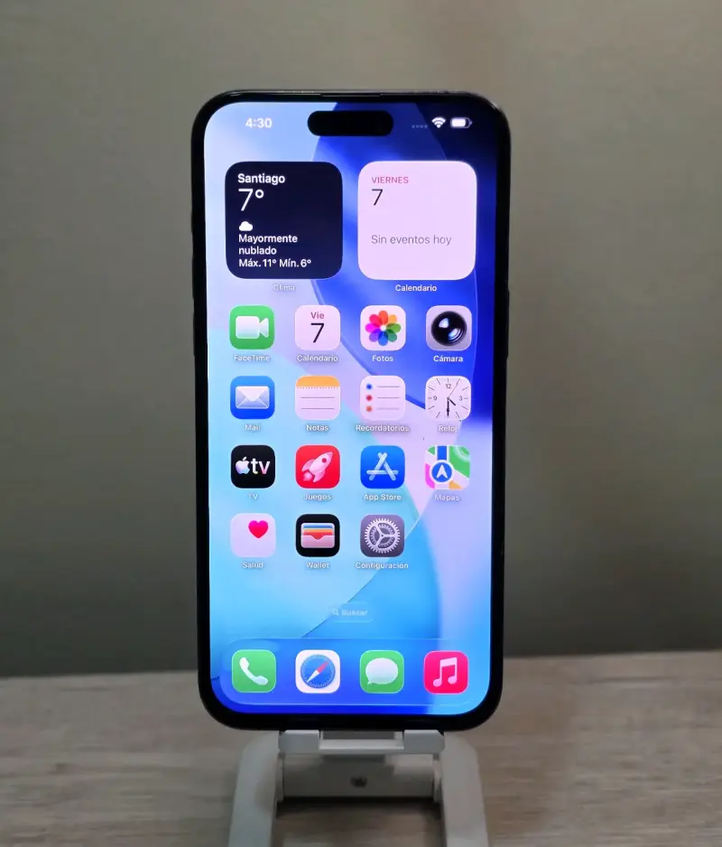 iPhone 15 Pro Max en excelente estado - 6