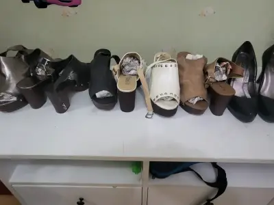 Lote de  5 pares Sandalias y Tacones para Mujer - miniatura 1