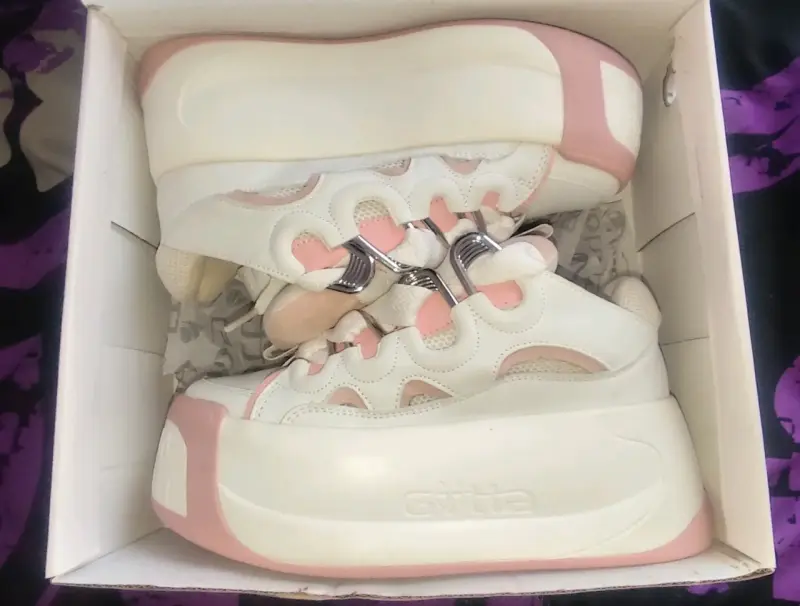 Zapatillas plataforma blancas y rosadas Gotta - 4