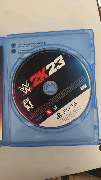 Juego WWE 2K23 para PS5 en buen estado - miniatura 1