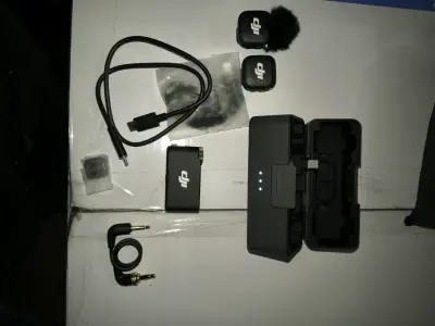 DJI Mic 3 (2 TX + 1 RX + estuche de carga) - miniatura 3
