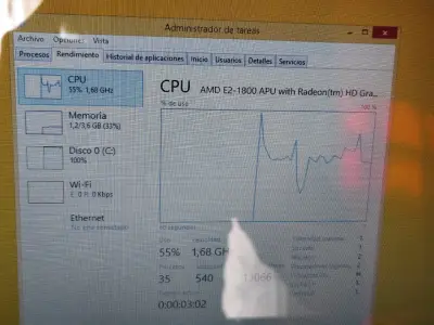 Notebook HP 14 pulgadas AMD E2 8GB RAM - miniatura 2